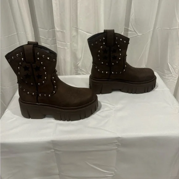 Current Mood Studded Platform Vegan Leather boots - Picture 6 of 6